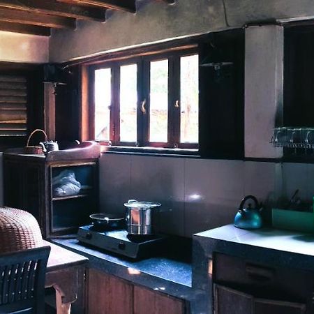 Happy Ria Homestay & Guesthouse Bukit Lawang Luaran gambar