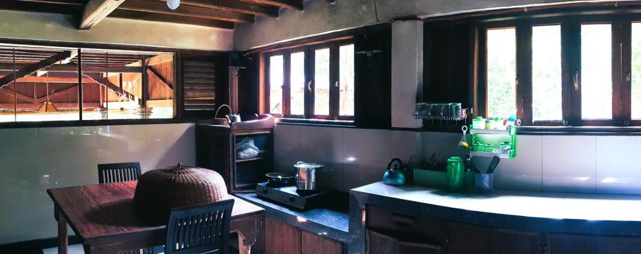 Happy Ria Homestay & Guesthouse Bukit Lawang Luaran gambar